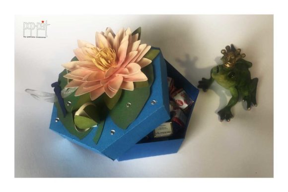 Water Lily 3D SVG: Elevating Paper Flowers Content